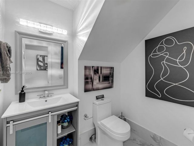 Продажа дома по адресу 942 NW 133rd Ct - фото 6197282