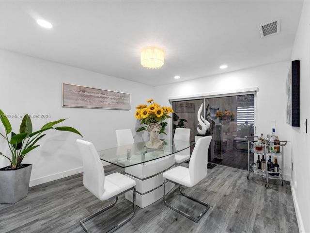 Продажа дома по адресу 942 NW 133rd Ct - фото 6197291