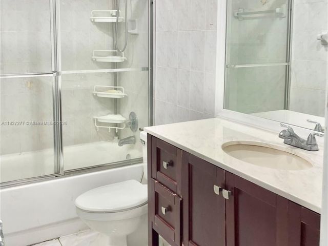 Квартира в аренду номер523 - фото 6199265