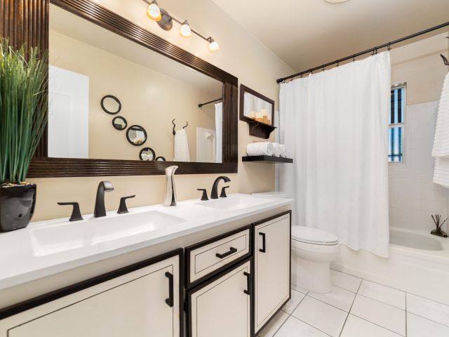 Продажа дома по адресу 1721 SW 9th Street - фото 6217464