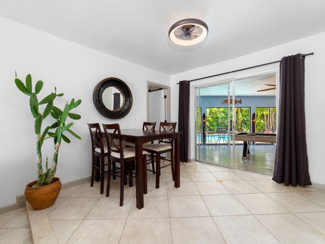 Продажа дома по адресу 1721 SW 9th Street - фото 6217476