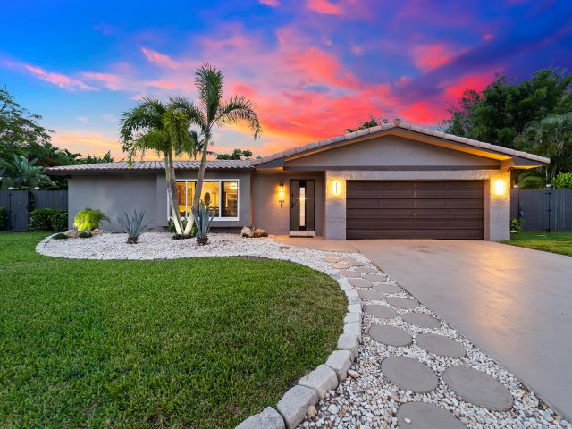 Продажа дома по адресу 1721 SW 9th Street - фото 6217481