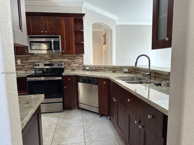 Дом в аренду по адресу 11362 SW 137th Pl 11362 - фото 6197494