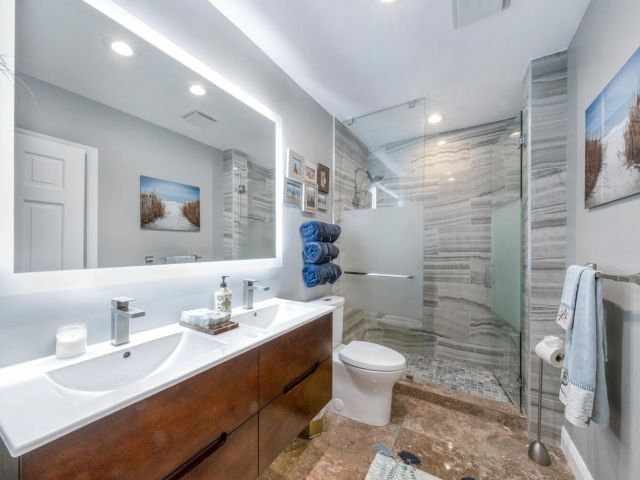 Продажа дома по адресу 2319 Castilla Isle - фото 6199412