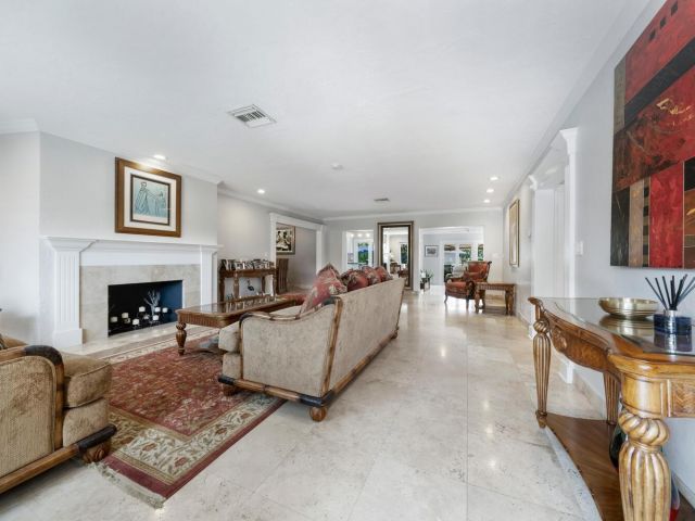 Продажа дома по адресу 2319 Castilla Isle - фото 6199429