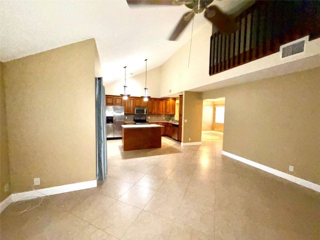 Дом в аренду по адресу 9313 Ketay Cir - фото 6217361