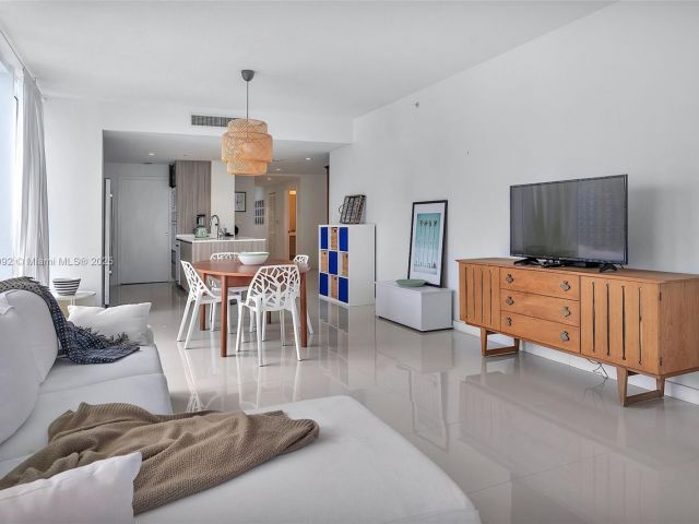 Продажа квартиры #1105 - фото 6206114