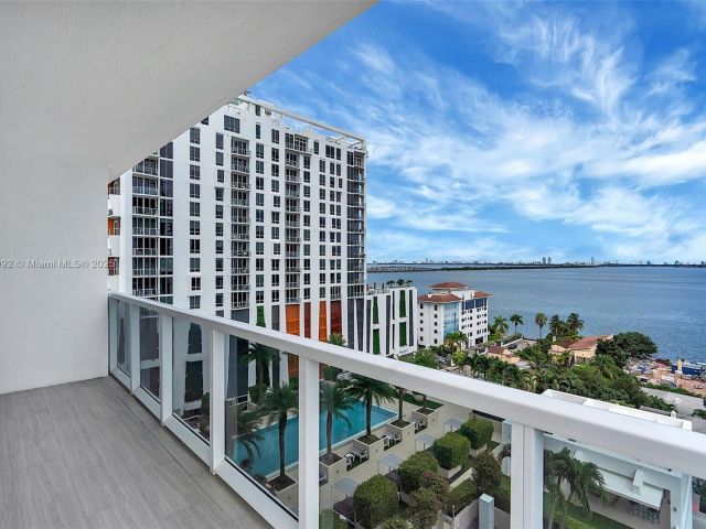 Продажа квартиры #1105 - фото 6206121