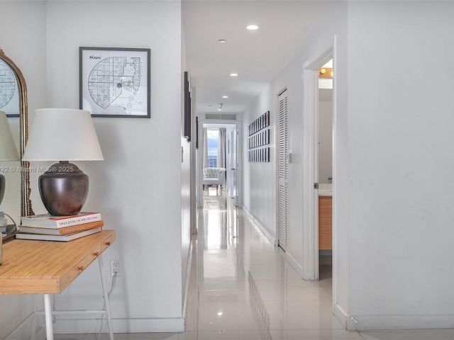 Продажа квартиры #1105 - фото 6206123