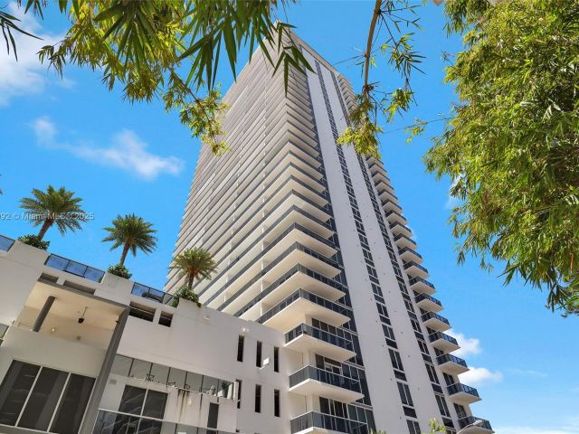 Продажа квартиры #1105 - фото 6206132