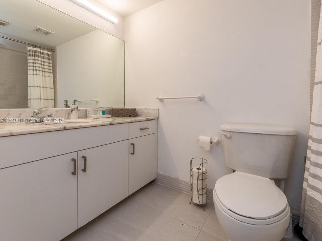 Квартира в аренду номер3210 - фото 6199735