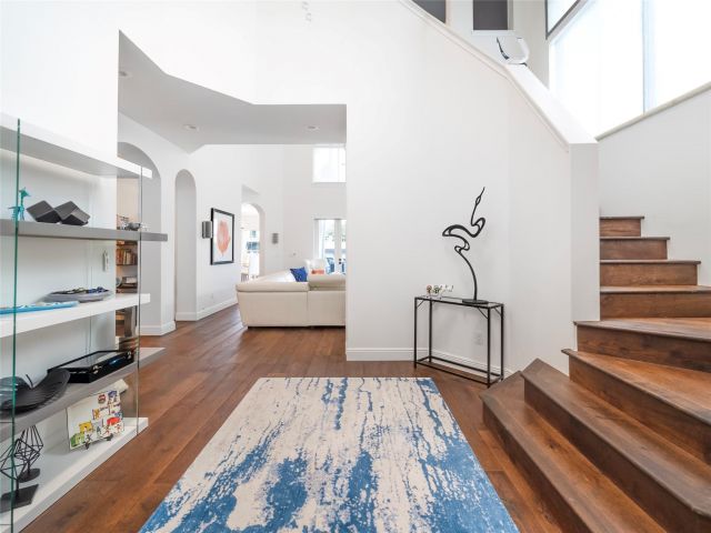 Продажа дома по адресу 316 Bontona Ave - фото 6198782