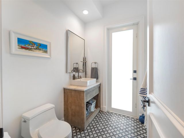 Продажа дома по адресу 316 Bontona Ave - фото 6198783