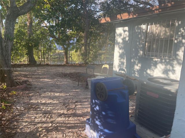 Продажа дома по адресу 1905 NW 155th St - фото 6201074