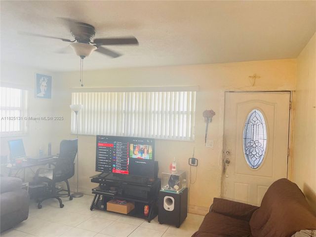 Продажа дома по адресу 1905 NW 155th St - фото 6201083