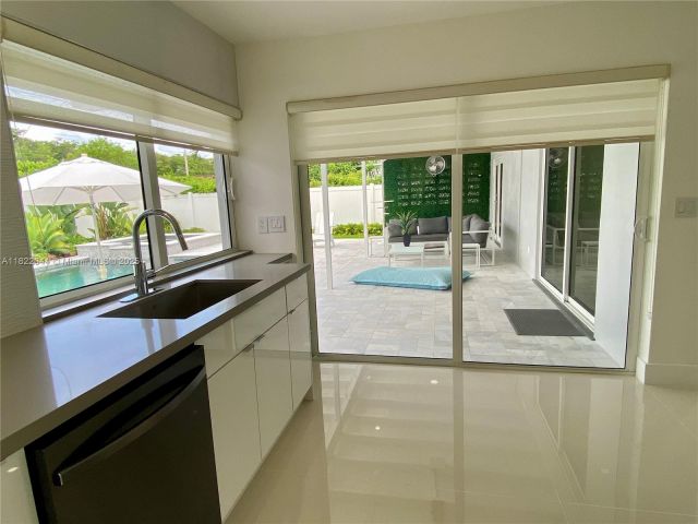 Продажа дома по адресу 1321 Garfield St - фото 6196342