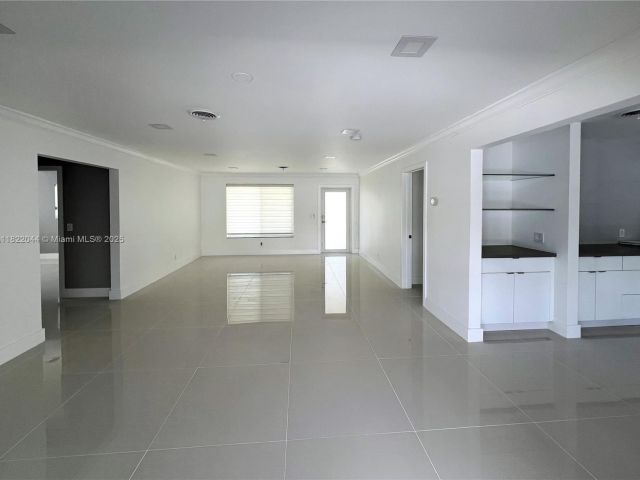 Продажа дома по адресу 1321 Garfield St - фото 6196350