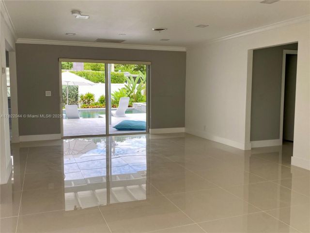 Продажа дома по адресу 1321 Garfield St - фото 6196353