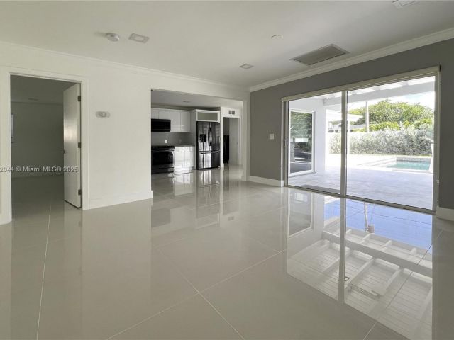 Продажа дома по адресу 1321 Garfield St - фото 6196354