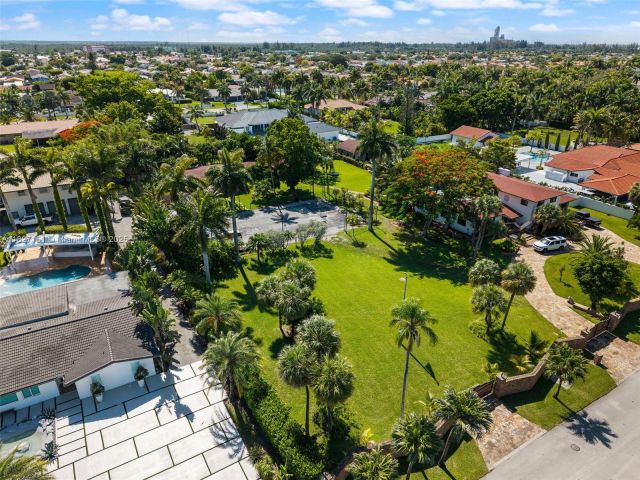 Продажа дома по адресу 310 NW 130th Ave - фото 6198278