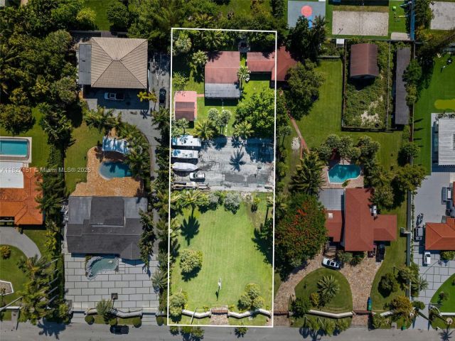 Продажа дома по адресу 310 NW 130th Ave - фото 6198279