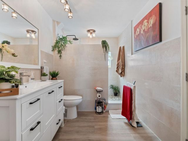 Продажа дома по адресу 310 NW 130th Ave - фото 6198282