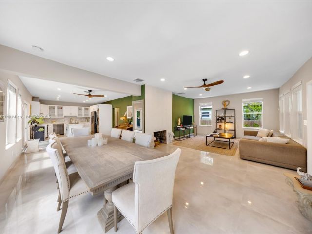 Продажа дома по адресу 120 NW 49th St - фото 6238338