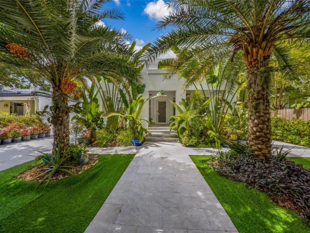 Продажа дома по адресу 120 NW 49th St - фото 6238341