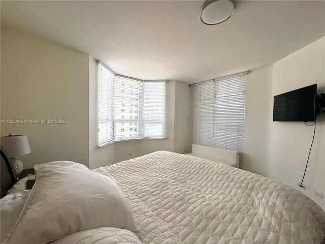 Продажа квартиры #1103 - фото 6200027