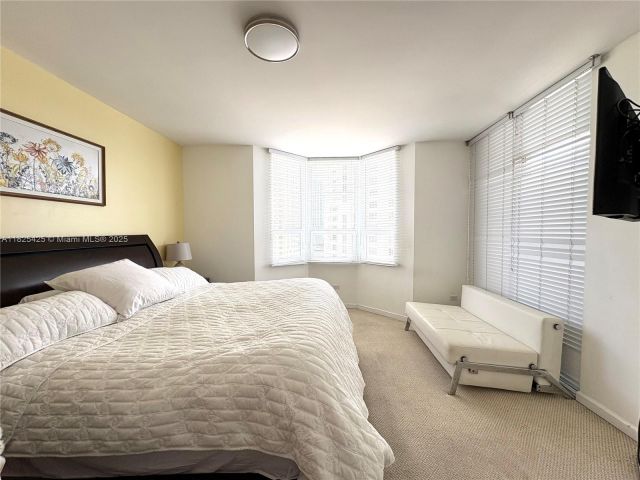 Продажа квартиры #1103 - фото 6200028