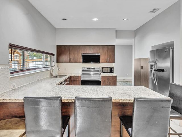 Продажа дома по адресу 10301 Panama St - фото 6223908