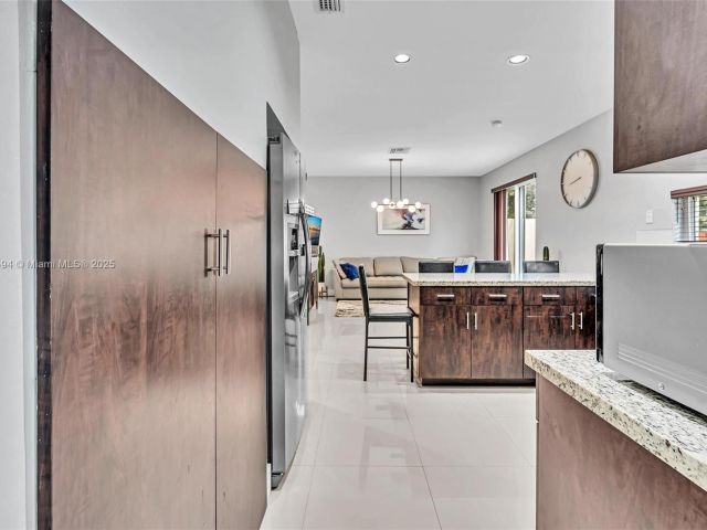 Продажа дома по адресу 10301 Panama St - фото 6223913