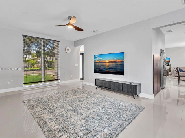 Продажа дома по адресу 10301 Panama St - фото 6223918