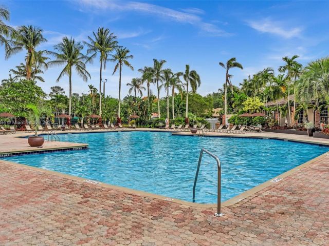 Продажа дома по адресу 10301 Panama St - фото 6223922