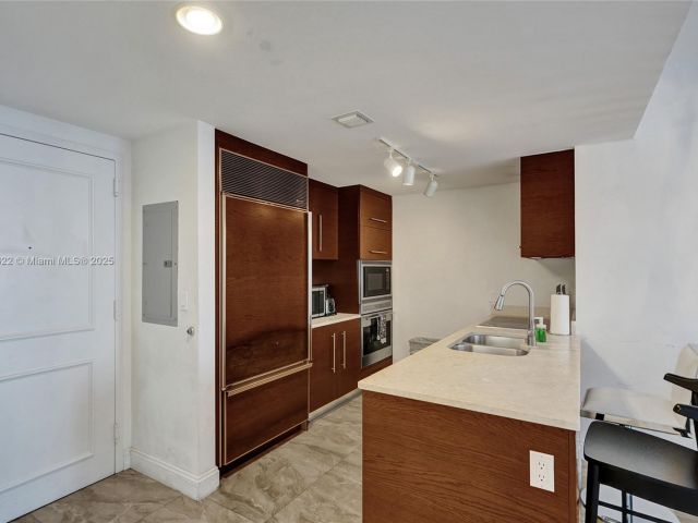 Продажа квартиры #2009 - фото 6199821