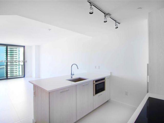 Продажа квартиры #2005 - фото 6198562