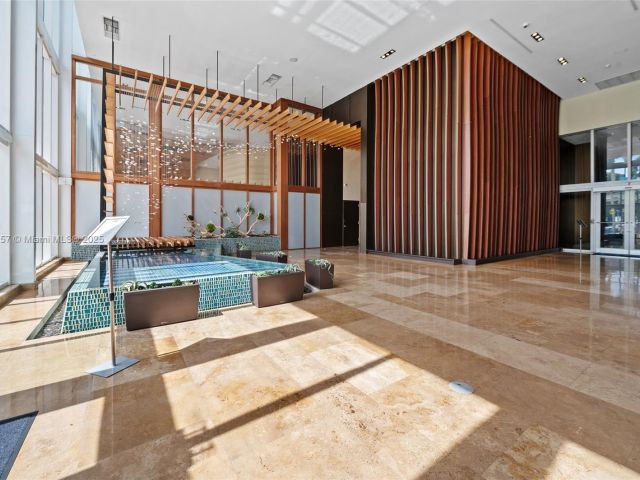 Продажа квартиры #3605 - фото 6203345