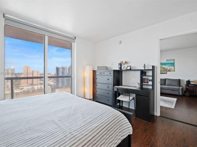 Продажа квартиры #3605 - фото 6203349