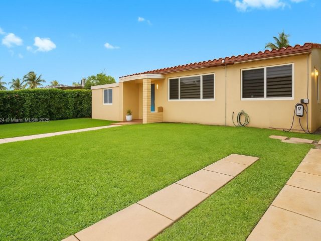 Продажа дома по адресу 634 82nd St - фото 6199307