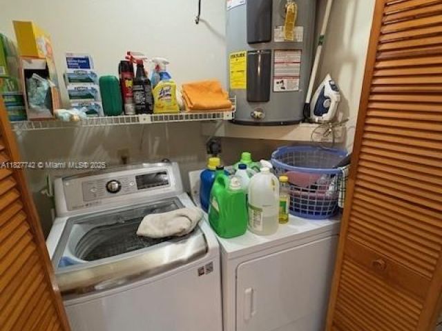 Продажа дома по адресу 13736 SW 12th St - фото 6199156