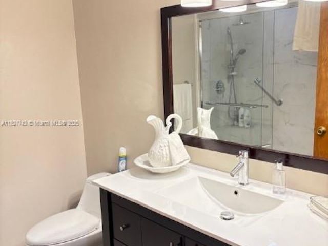 Продажа дома по адресу 13736 SW 12th St - фото 6199160