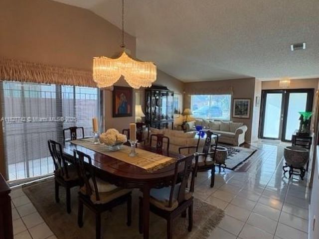 Продажа дома по адресу 13736 SW 12th St - фото 6199166