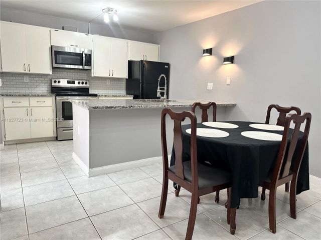 Дом в аренду по адресу  - фото 6199242