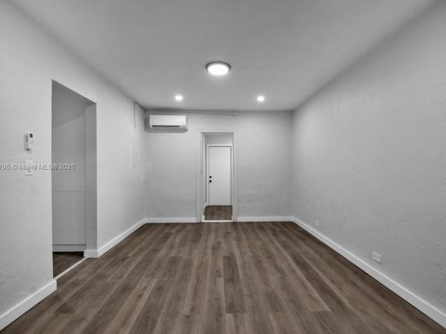 Продажа дома по адресу 547 NW 49th St - фото 6200595