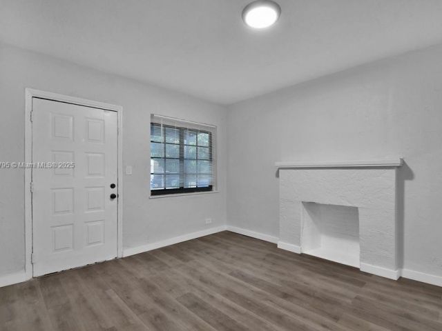 Продажа дома по адресу 547 NW 49th St - фото 6200596