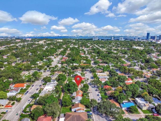 Продажа дома по адресу 547 NW 49th St - фото 6200601