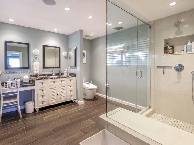 Дом в аренду по адресу 1108 Washington St - фото 6201255