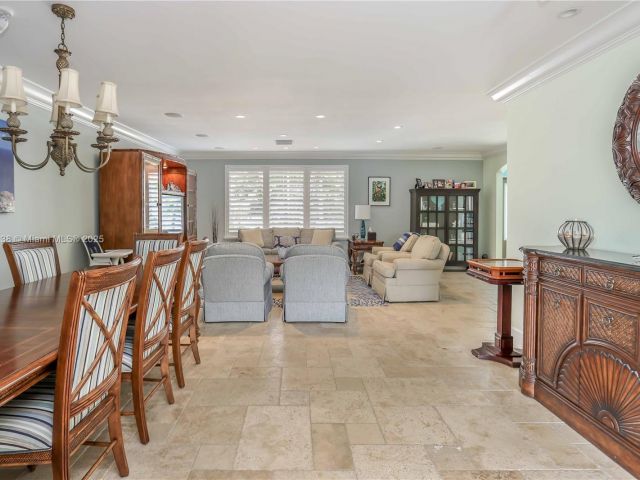 Дом в аренду по адресу 1108 Washington St - фото 6201264