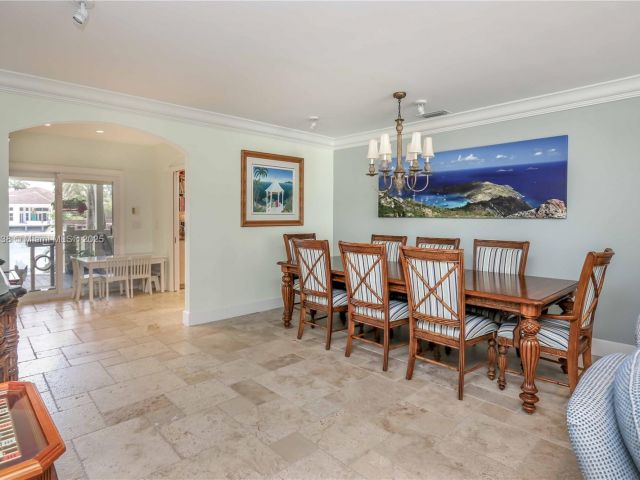 Дом в аренду по адресу 1108 Washington St - фото 6201265