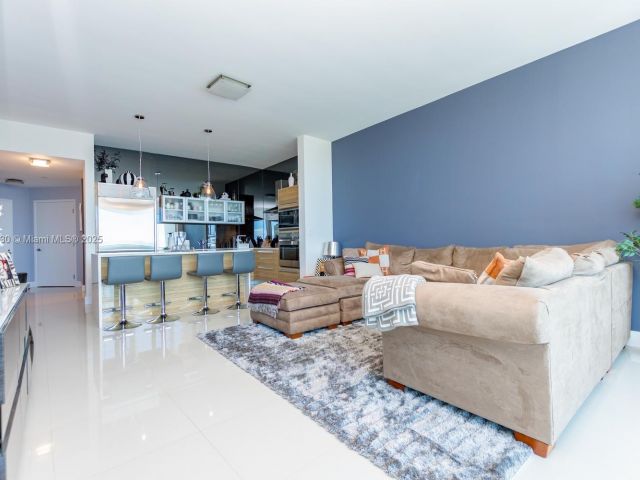 Продажа квартиры #2005 - фото 6208390